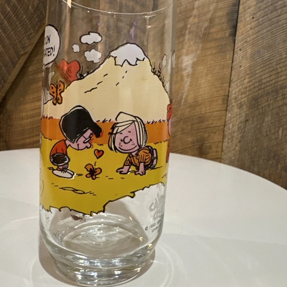 Vintage Camp Snoopy Collection Glass 1971 McDonalds “Civilization Is Overrated” - Picture 6 of 8